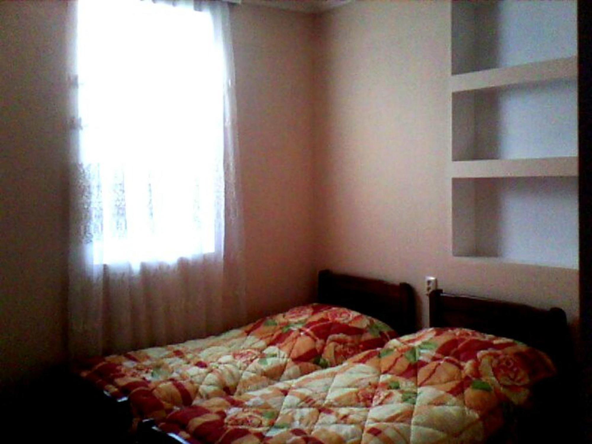 White Guest House Μπατούμι Εξωτερικό φωτογραφία