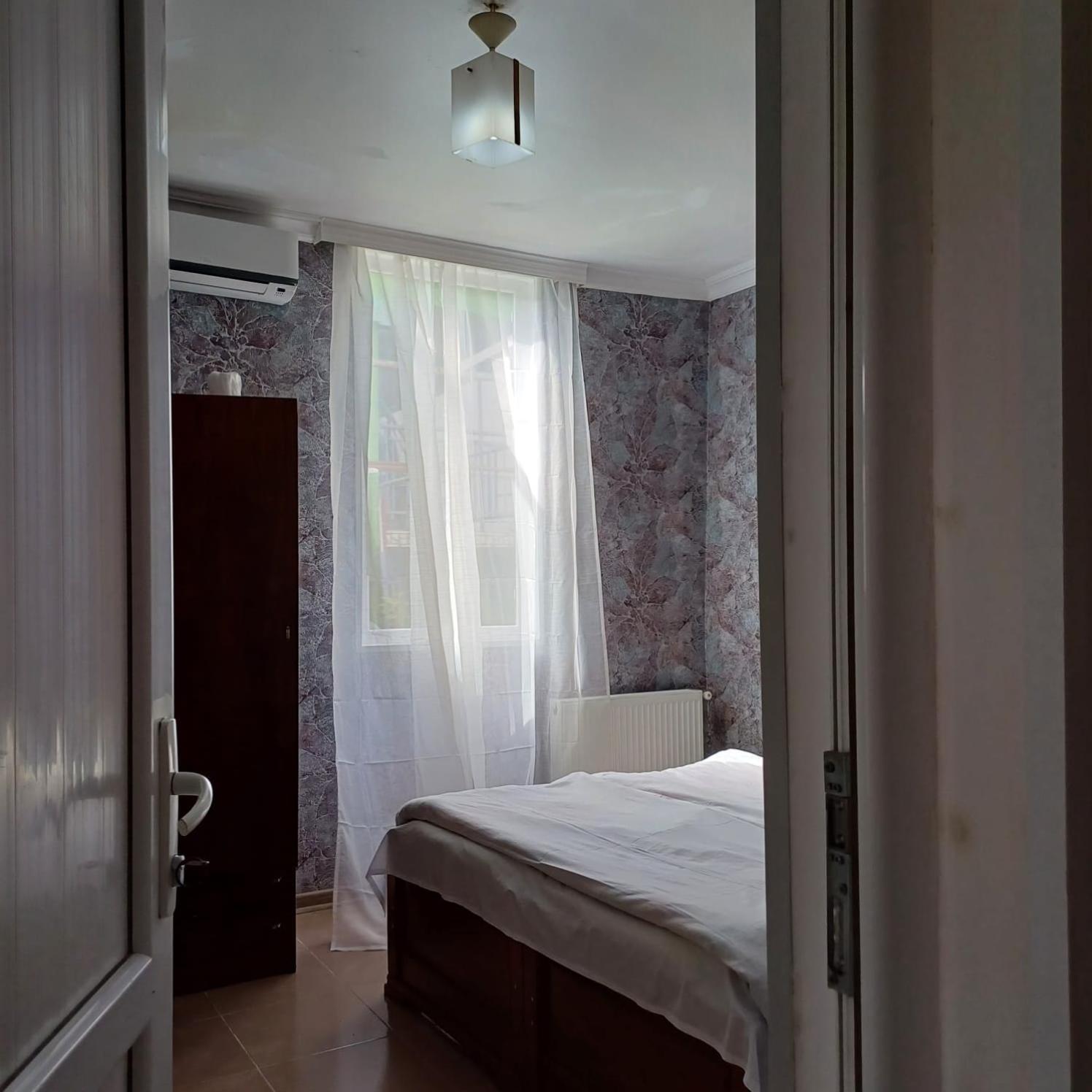 White Guest House Μπατούμι Δωμάτιο φωτογραφία