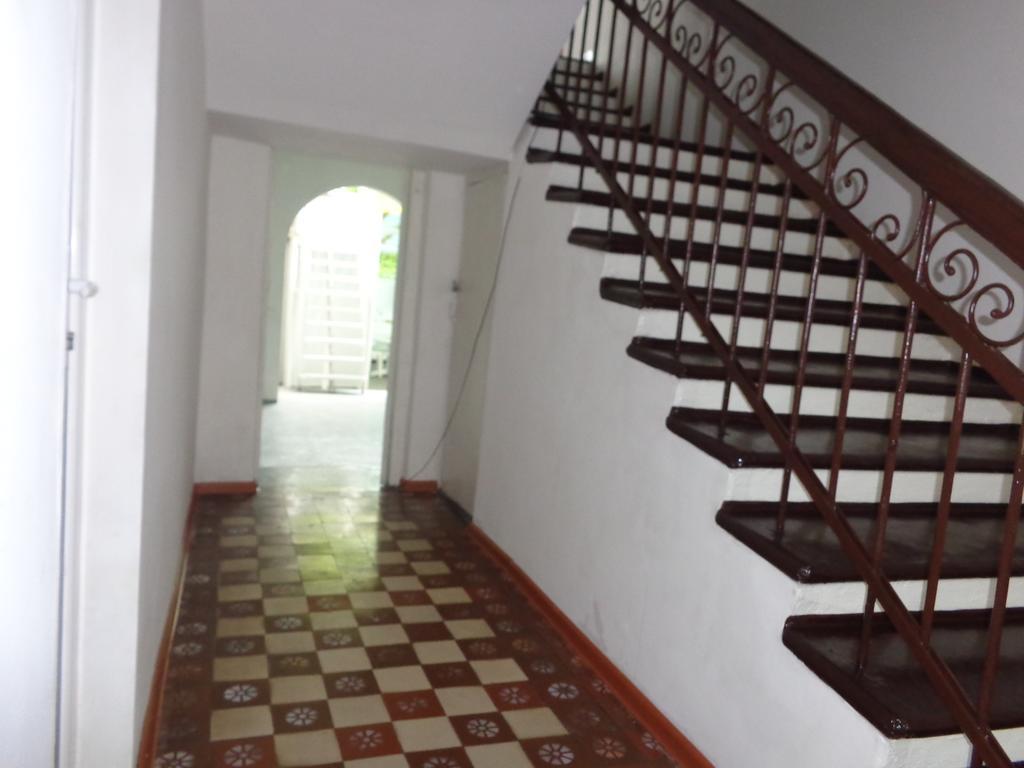 White Guest House Μπατούμι Δωμάτιο φωτογραφία